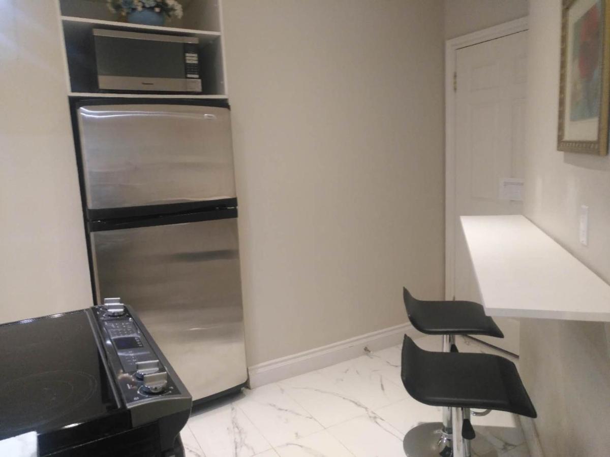 Lakeview Private Suite-Twin Or King Tottenham Exterior photo
